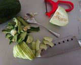 加賀太きゅうりとカニかまのスープ作り方1写真