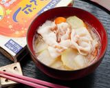 ボリューム有り、豚バラ肉と根菜類の味噌汁作り方3写真