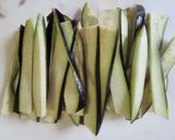 秋を感じる！なめこと茄子と茗荷の味噌汁作り方1写真