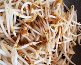もやしとちくわの炒め物(干し小エビ入り)作り方3写真