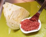 コンビーフを挟んだキャベツのコンソメ煮作り方1写真