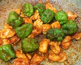鶏ハラミとピーマンの焼肉のたれ辛炒め作り方3写真