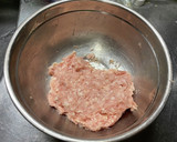 鷄ももひき肉ともやしの握り揚げ作り方1写真
