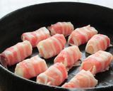 豚バラ肉とお餅のくるくる巻き照り焼き作り方1写真