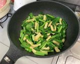 シンプル♪小松菜と油揚げの炒め物作り方3写真