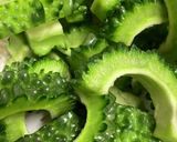 ゴーヤと豆腐の甘辛煮作り方1写真