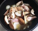 簡単ヘルシー☆鶏手羽元とさつまいもの煮物作り方6写真