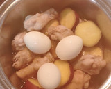秋の味覚☆手羽元とさつまいもの煮物作り方2写真