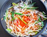 豚ニラピリ辛炒め丼作り方2写真