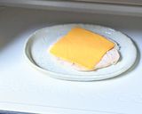 サラダチキンチェダーチーズのライ麦サンド作り方7写真
