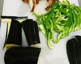 簡単！時短！ナスピーマンと豚肉の味噌炒め作り方1写真