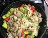 豚とアボカドのニンニクチーズ炒め作り方5写真