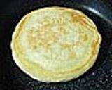 材料2つ☆混ぜて焼くだけ簡単ホットケーキ作り方3写真