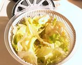 シャキシャキ美味しい丸ごとレタスサラダ作り方4写真