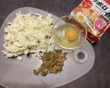 サチの部活飯！キャベ卵のっけラーメン作り方1写真