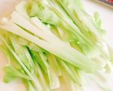 栄養豊富ブロッコリーの茎炒め作り方4写真