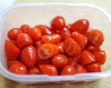 ミニトマトはちみつレモン☆半分に切って作り方1写真