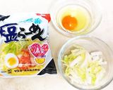 材料３つ！My『サッポロ一番』塩ラーメン作り方1写真