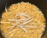 簡単トムヤムヌードル作り方1写真