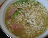 サッポロ一番 塩らーめんでイタリア~ン♪作り方1写真