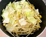 野菜いっぱい!サッポロ一番塩ラーメン作り方2写真