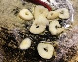 蓮根と舞茸のガーリックペッパー炒め作り方3写真