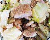 簡単に♪鶏もも肉とキャベツのガリバタ炒め作り方5写真