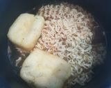 簡単!包丁要らず!ワカメと揚揚ラーメン作り方3写真