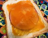 寝ぼけ眼の朝ごはん★チンする玉子パン作り方3写真