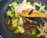 きゅうりとえのきの中華炒め作り方4写真
