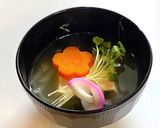 椀（お吸い物）やお弁当に！蒲鉾の飾り切り作り方5写真
