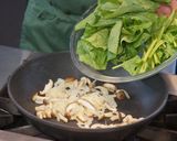 大和肉鶏と秋野菜のスペイン風オムレツ作り方7写真