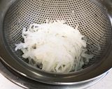 千切り大根の柚子ごま和え作り方2写真