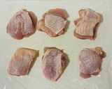 衣はザクッと肉はジューシー♪鶏の唐揚げ★作り方1写真