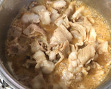 豚バラ肉とさつま芋とえのき茸の煮物作り方2写真