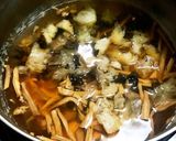 金針菜とキクラゲと鶏ささみの薬膳スープ作り方6写真