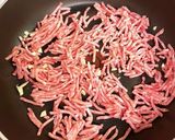 アボカドと豚ひき肉のチーズ焼き♪作り方2写真