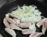 手羽中じゃが芋のトマト煮♪煮るのは10分作り方2写真