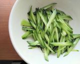 やみつき!胡瓜・人参のカレー粉マヨ和え♪作り方1写真