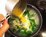 和みの味♡小松菜と卵のお味噌汁作り方3写真