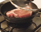 炊飯器で!厚切りポークステーキのパエリア作り方6写真