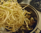 おかずスープ☆舞茸ともやしの味噌汁作り方4写真