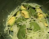 青パパイヤとアボカドのサラダ作り方5写真
