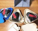 今日はおにぎり弁当(しそワカメ)作り方1写真