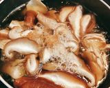 舞茸としいたけの味噌汁作り方3写真