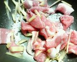 ✿ポークとブロッコリーの❀マヨ醤油パスタ作り方1写真