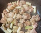簡単♫鶏もも肉のクレイジーソルト炒め作り方4写真