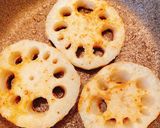 蓮根のステーキ♡めんつゆバターソース作り方2写真