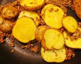 インカのめざめとひき肉チーズ焼き作り方3写真