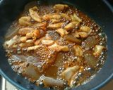鶏肉とこんにゃくの甘辛炒め煮作り方3写真